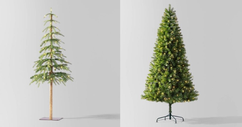 A Christmas tree (medium, artificial)